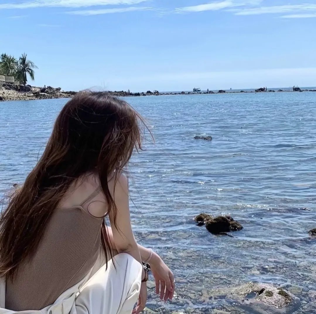 少女与海怪